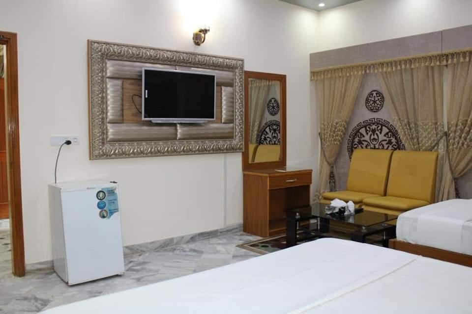 Hotel Clifton Inn Karachi Exterior photo