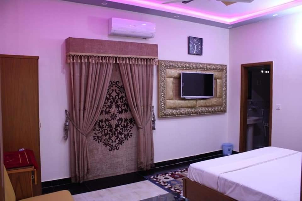 Hotel Clifton Inn Karachi Exterior photo